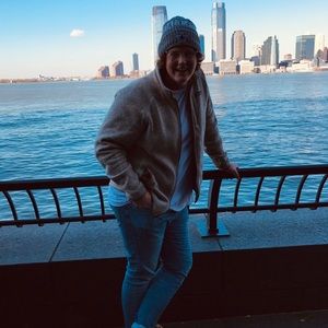 Meet your Posher, Hunter